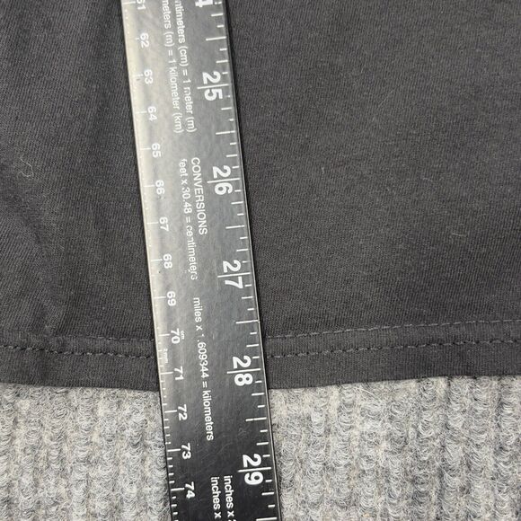 Ghostbusters 2019 T-Shirt Mens Large Ecto-1 with Logo Graphics‎ Black Pullover - Picture 5 of 6